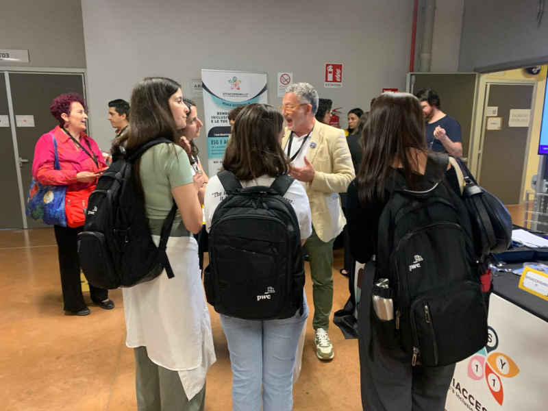 interesse allo stand di sitiaccessibili