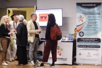persone-interessate-allo-stand